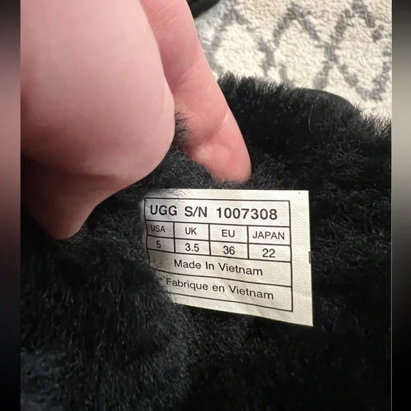 UGG Black Bailey Bow Tall II Boots - Picture 5 of 7